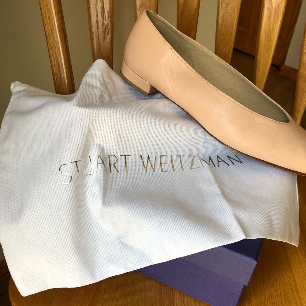 Stuart Weizmann Flats - image 1